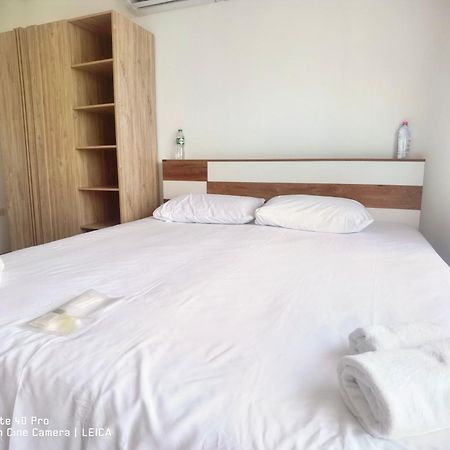 115 Townhouse Hotel Ban Khlong Krang ภายนอก รูปภาพ