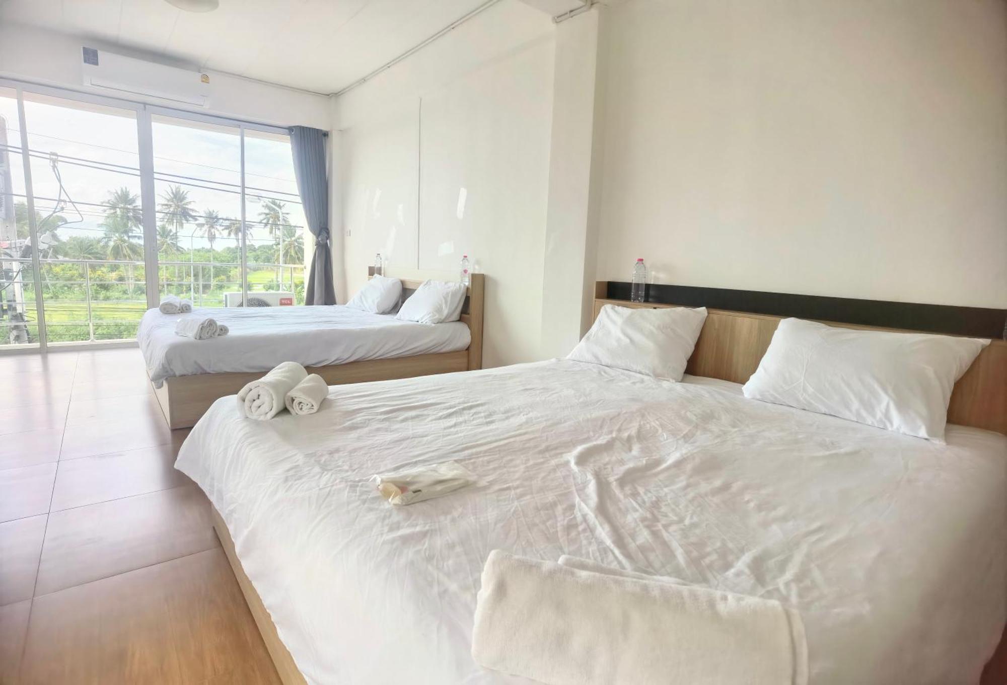 115 Townhouse Hotel Ban Khlong Krang ภายนอก รูปภาพ