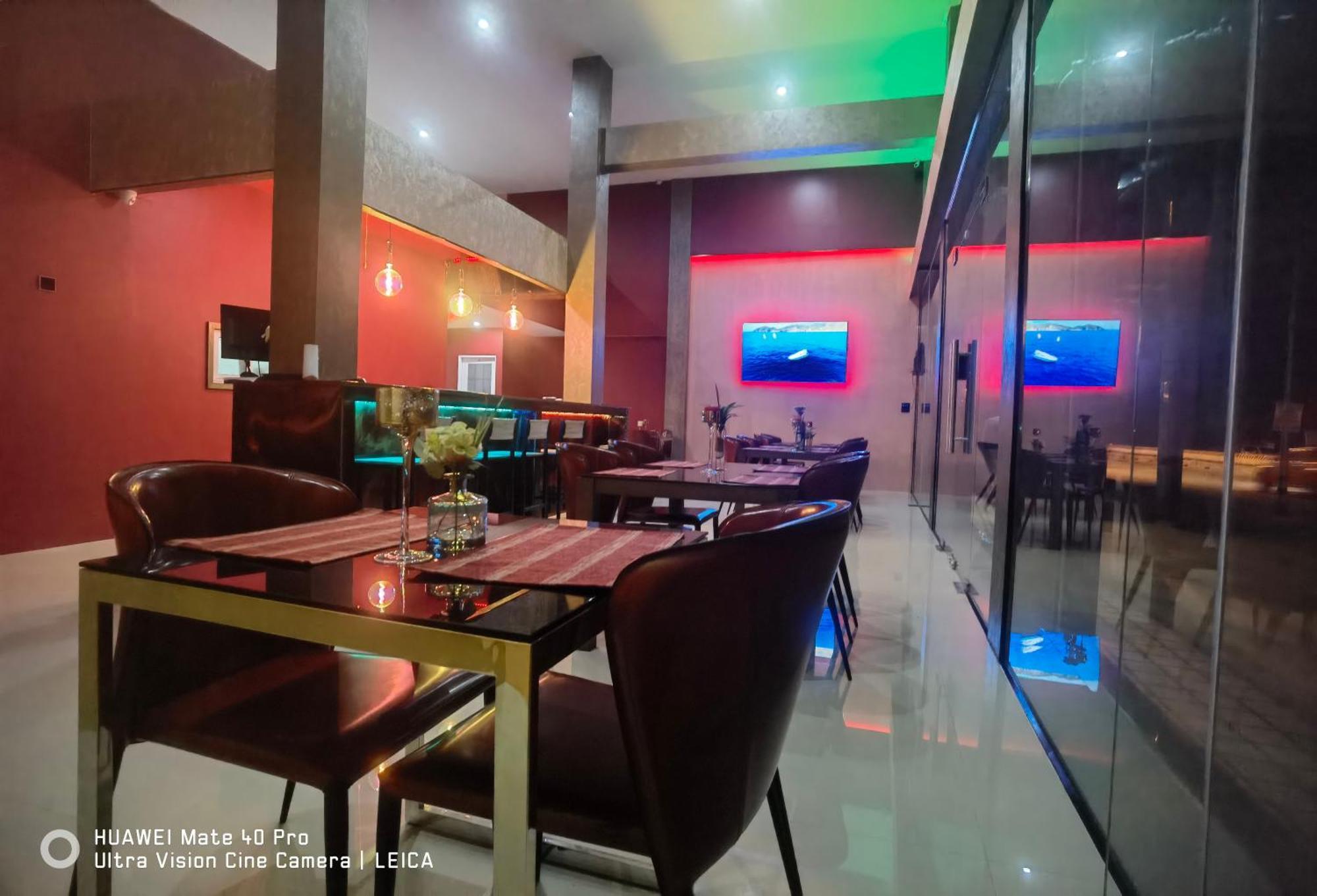 115 Townhouse Hotel Ban Khlong Krang ภายนอก รูปภาพ