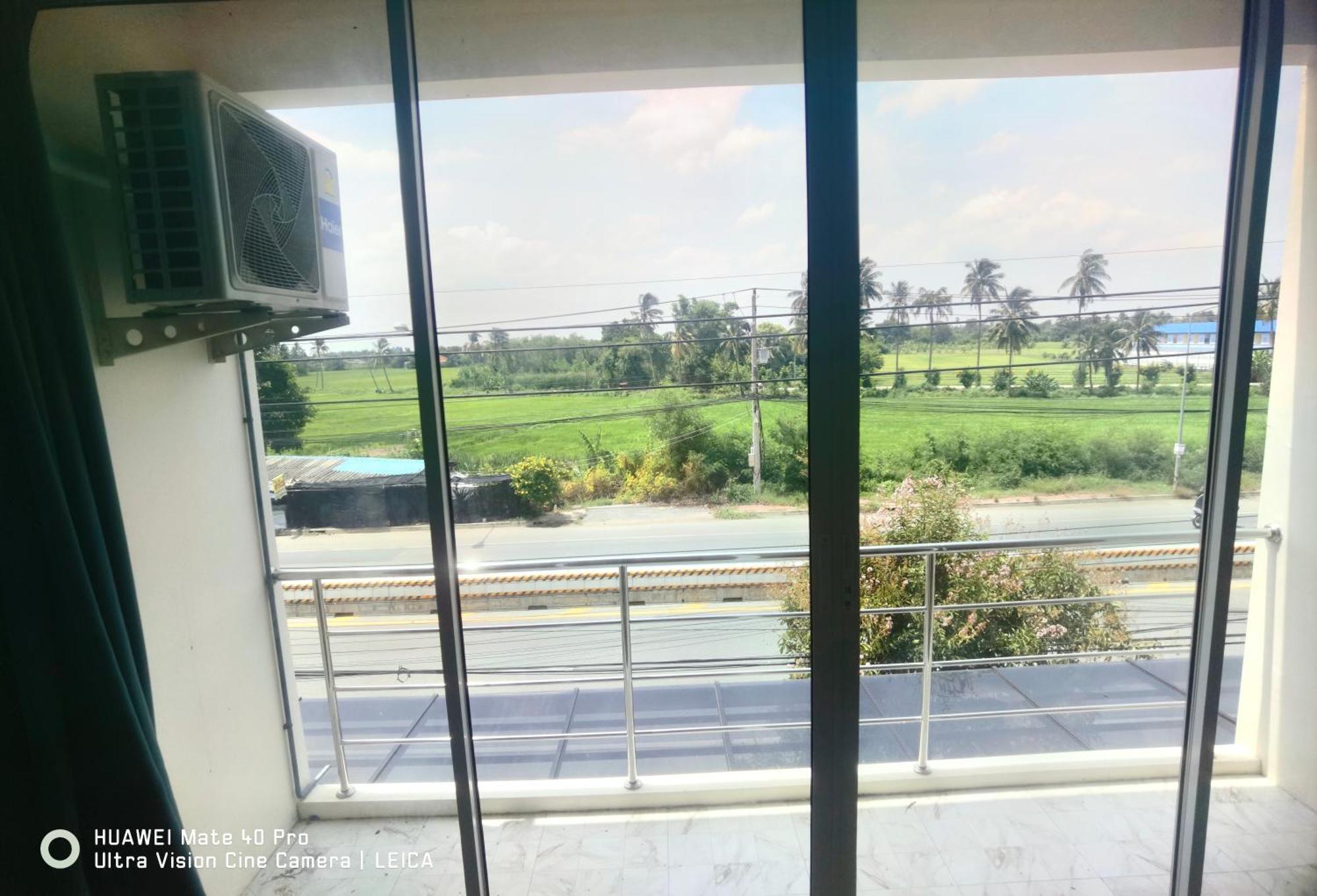 115 Townhouse Hotel Ban Khlong Krang ภายนอก รูปภาพ