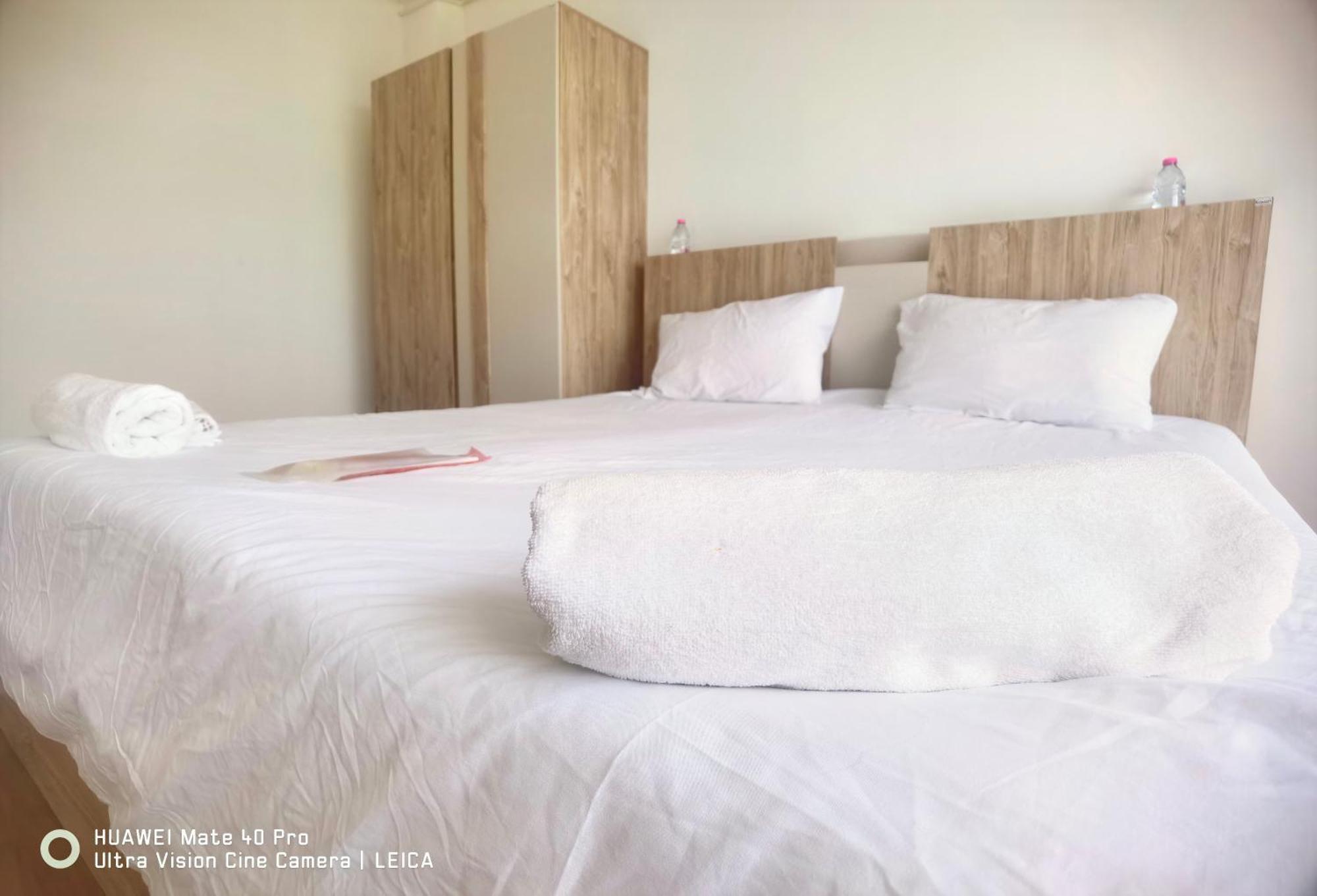 115 Townhouse Hotel Ban Khlong Krang ภายนอก รูปภาพ