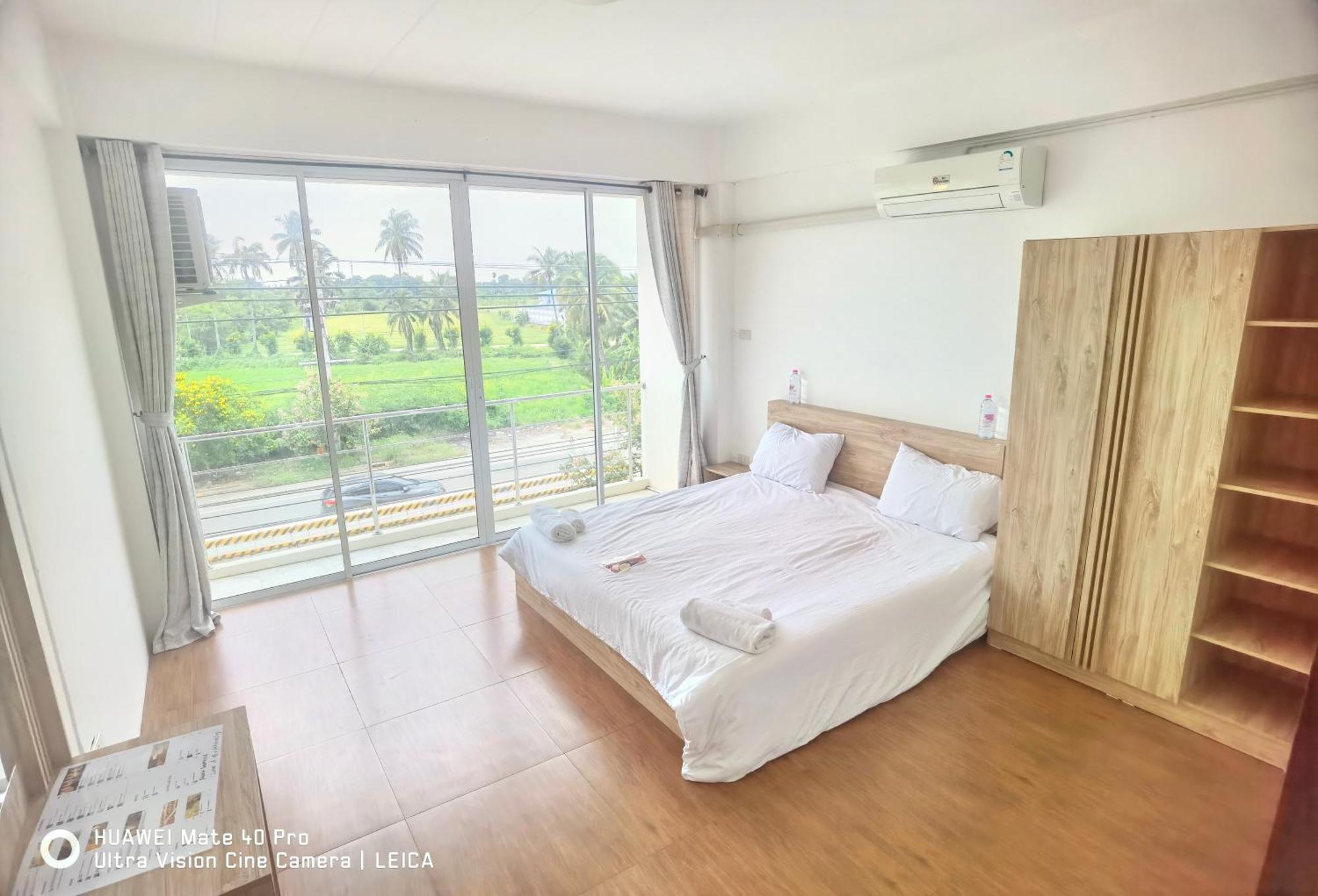 115 Townhouse Hotel Ban Khlong Krang ภายนอก รูปภาพ